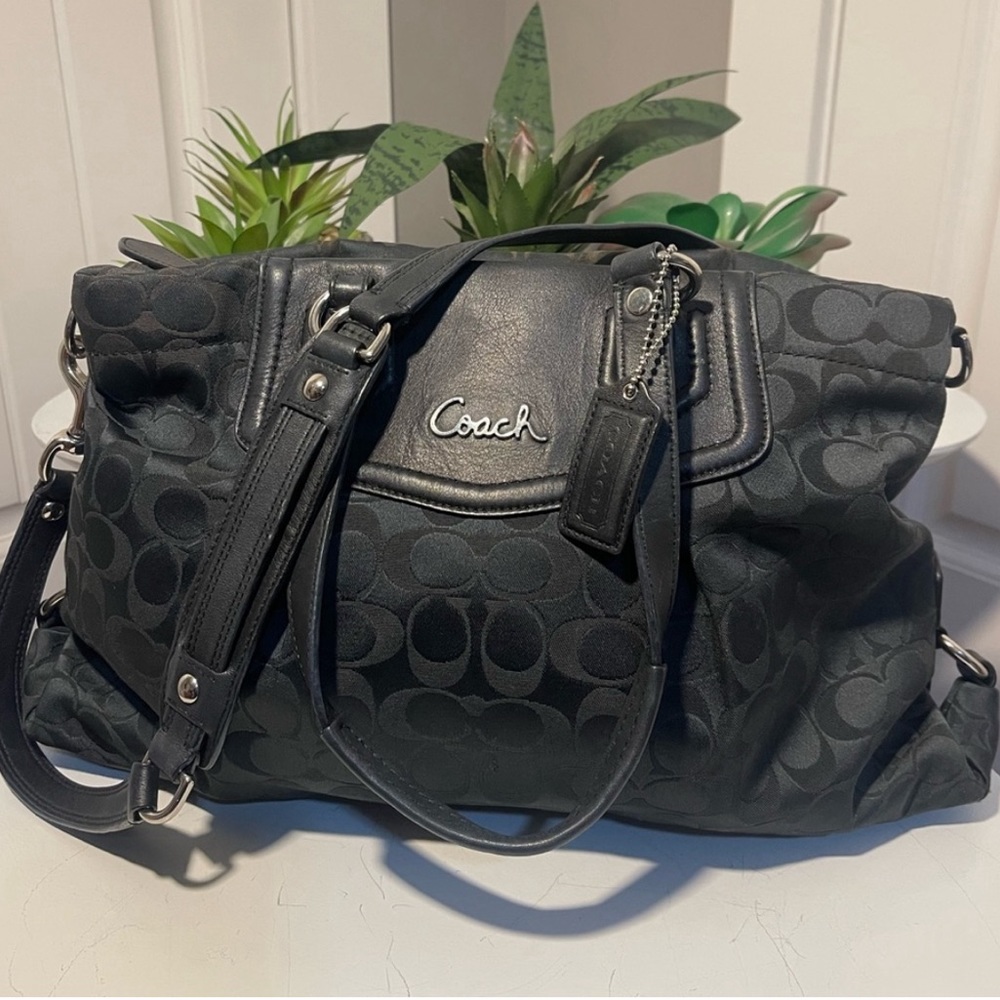 EUC- COACH Ashley Black Signature Canvas  Leather Carryall Shoulder Bag F19244